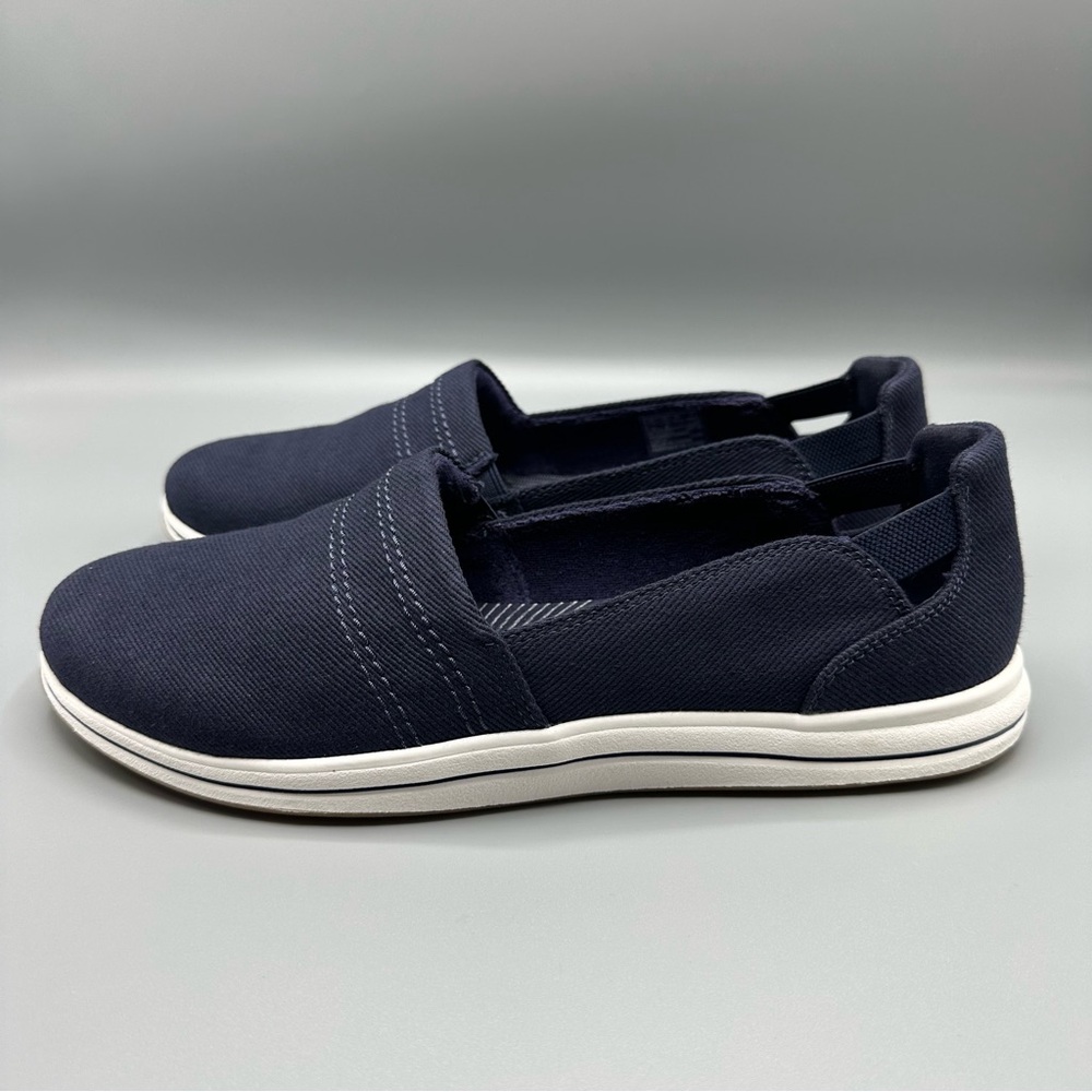 Clarks Cloudsteppers Breeze Step Slip On Dark Navy